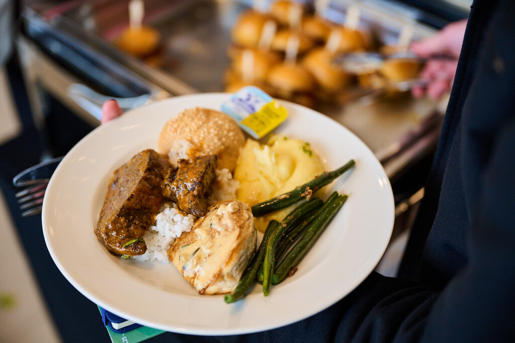 A plated lunch being served at SOS25